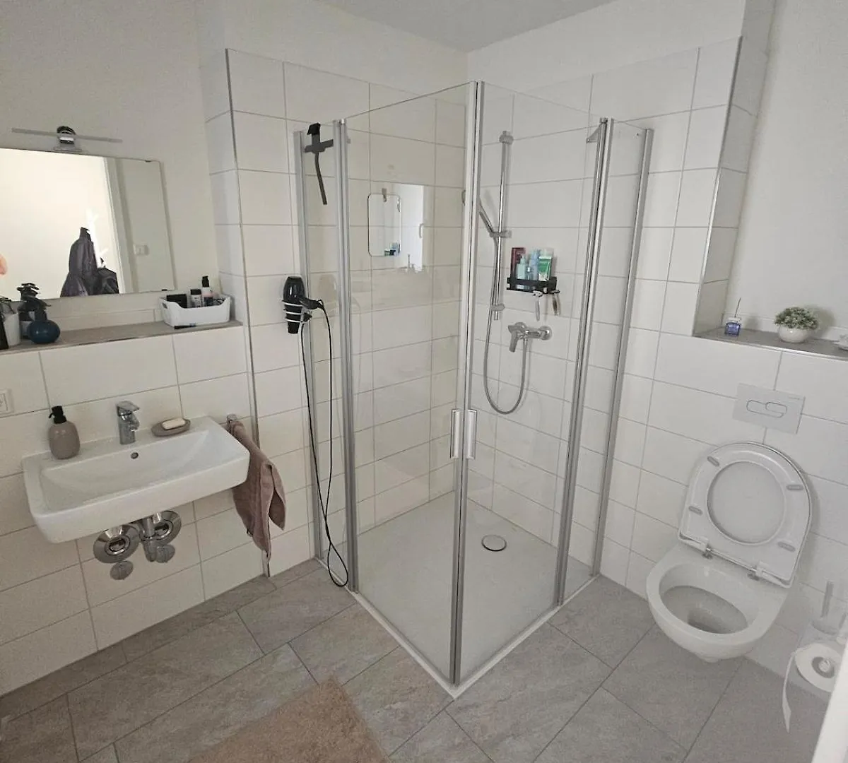 Bright 2-Room Apartment With Balcony In Νυρεμβέργη