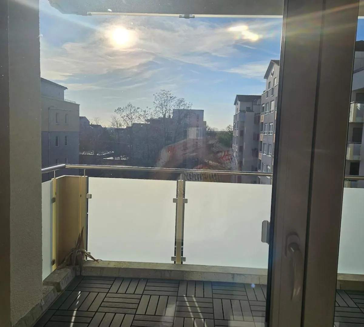 Bright 2-Room Apartment With Balcony In Νυρεμβέργη